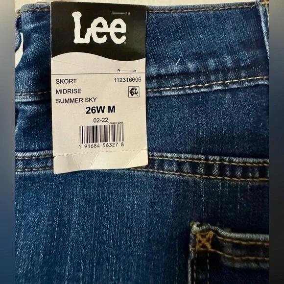 Lee Dark Denim Skort - Picture 4 of 4